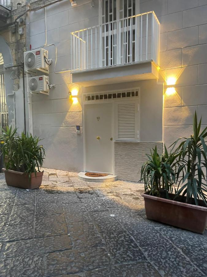 Metro Stazione-museo 500 M-appartamento Ed Elegante Dimora De Curtis Apartment *